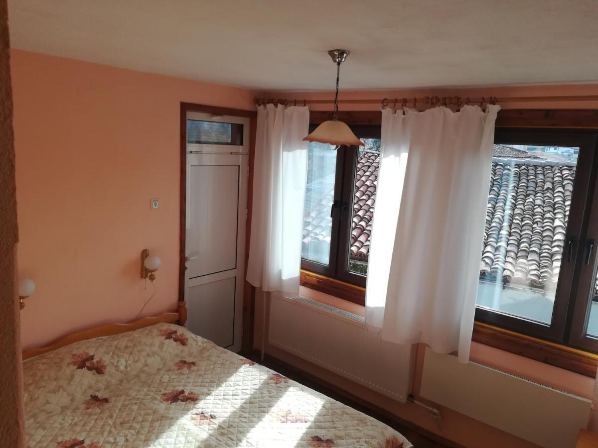 Guest House Terziiski Kopriwsztica Zewnętrze zdjęcie